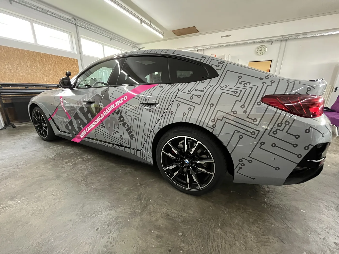 BMW Vollfolierung Circuit-Design